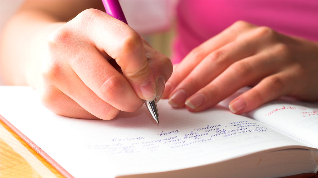 How keeping a diary can help your Spanish